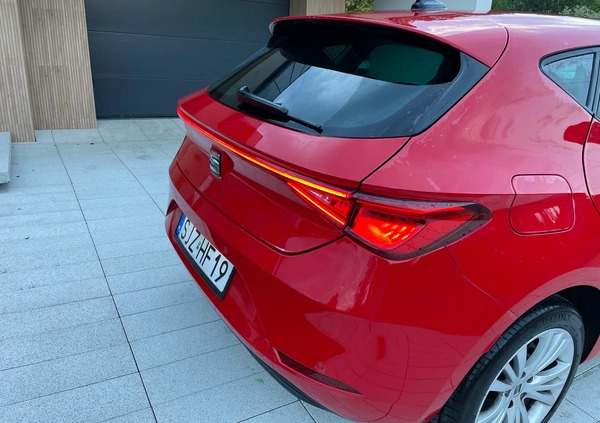 Seat Leon cena 68900 przebieg: 11000, rok produkcji 2021 z Barlinek małe 79